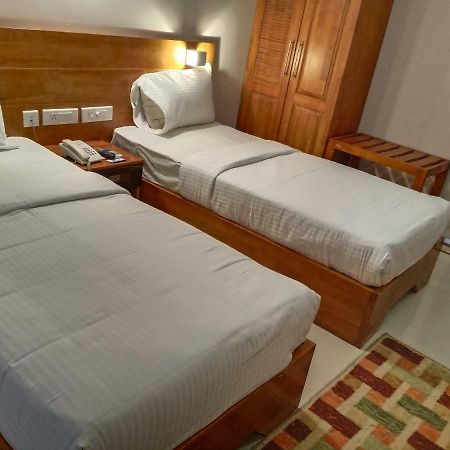 Devanganam Residency Hotel Guruvāyūr Eksteriør billede